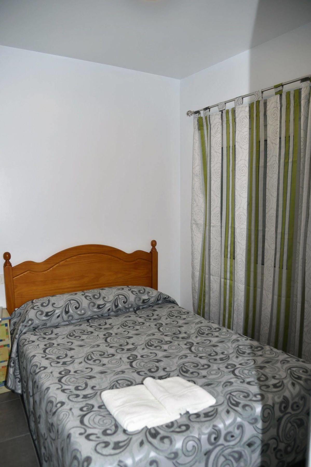 Apartamentos El Galan II Карбонерас Экстерьер фото